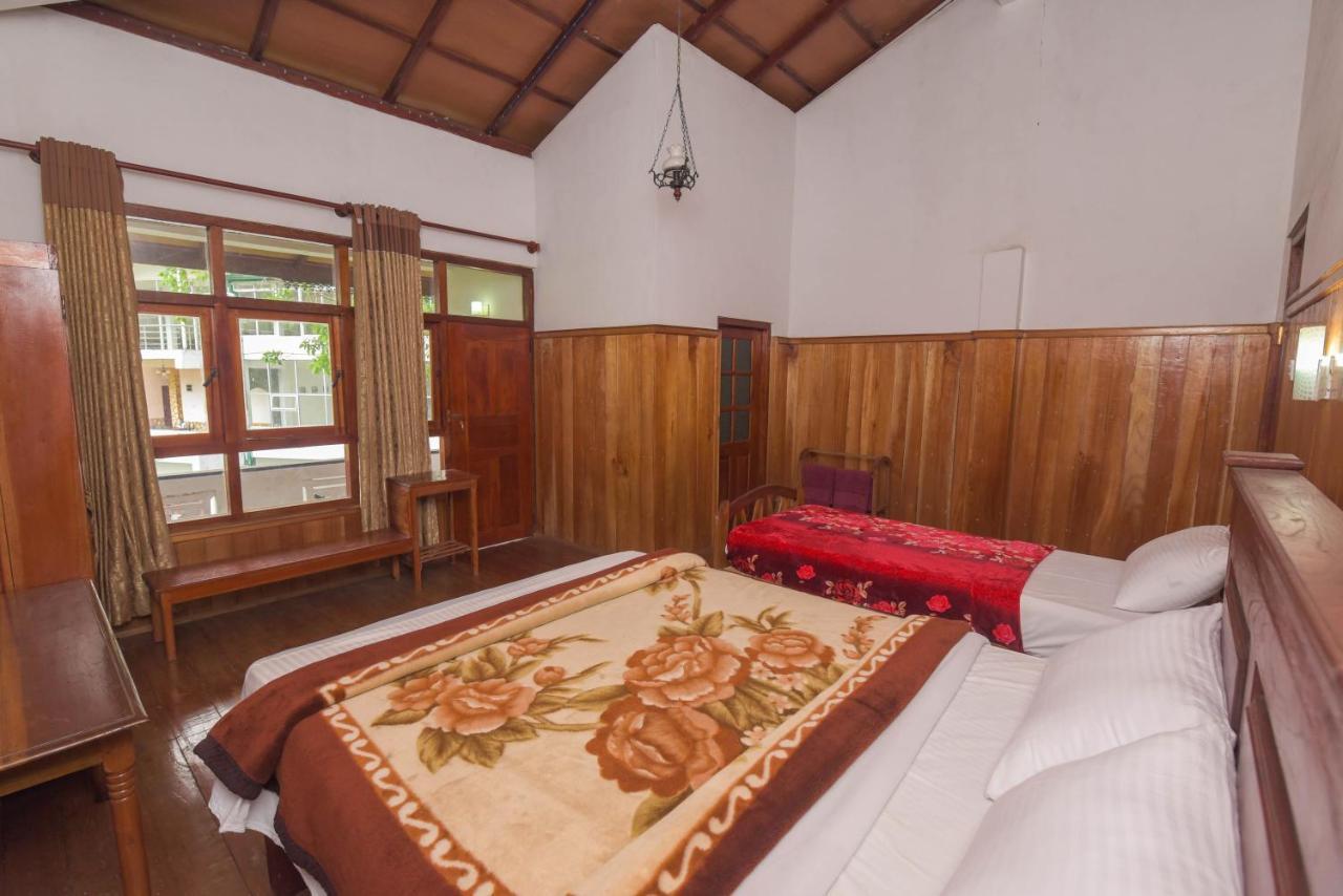 Wathsala Inn Nallathanniya Exterior foto