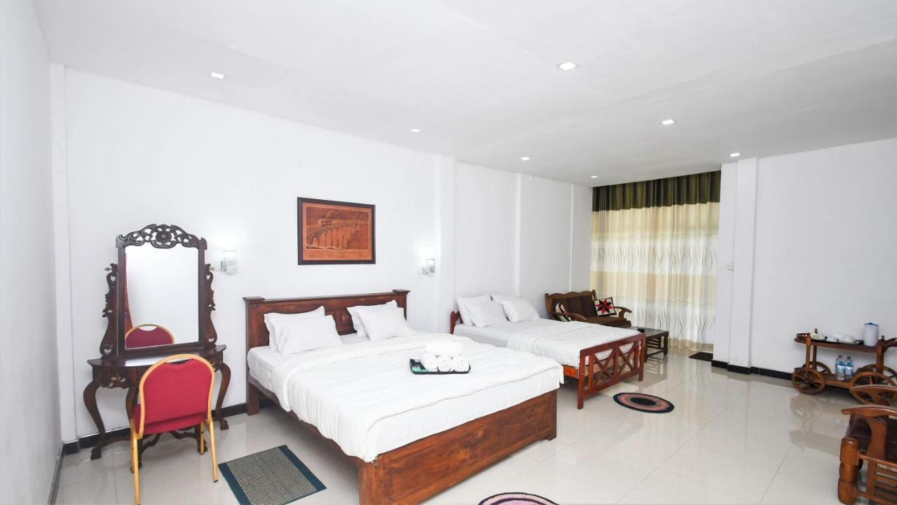 Wathsala Inn Nallathanniya Exterior foto